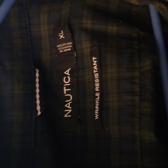 Nautica Navy and Green small plaid - Picture 2 of 2